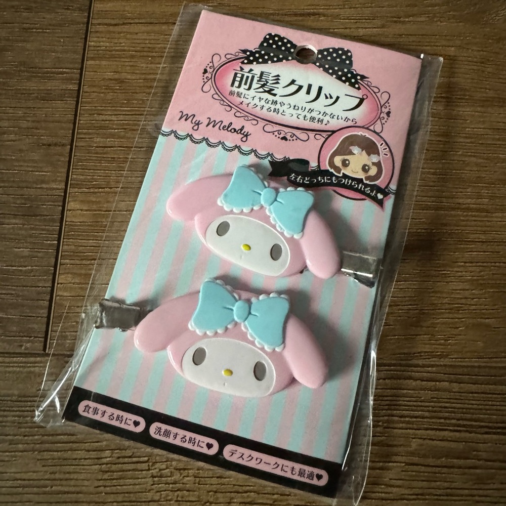 MY MELODY-Imported (NWT) Two Character Hair Clip Set